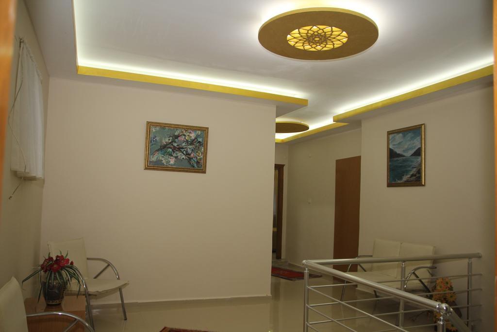 Vatan Hotel Izmir Exteriör bild