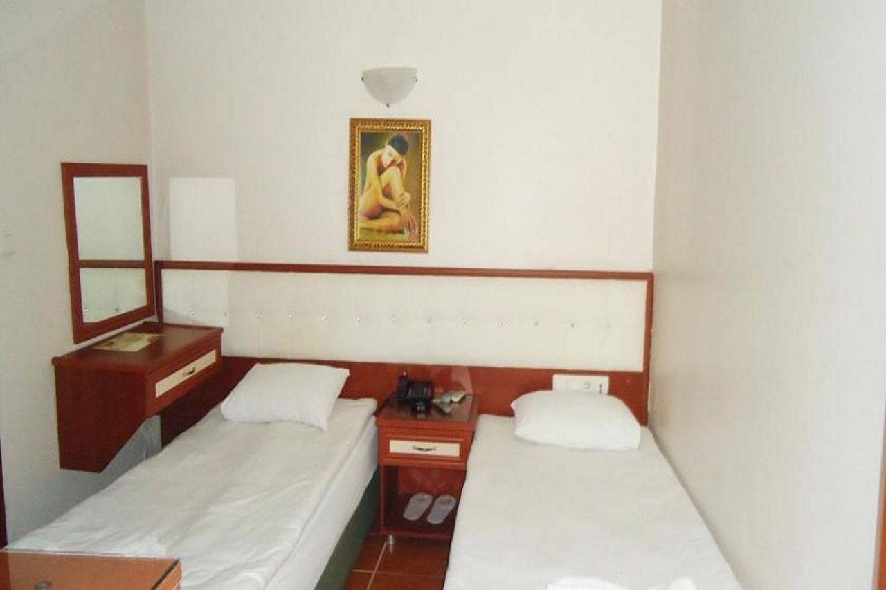 Vatan Hotel Izmir Exteriör bild